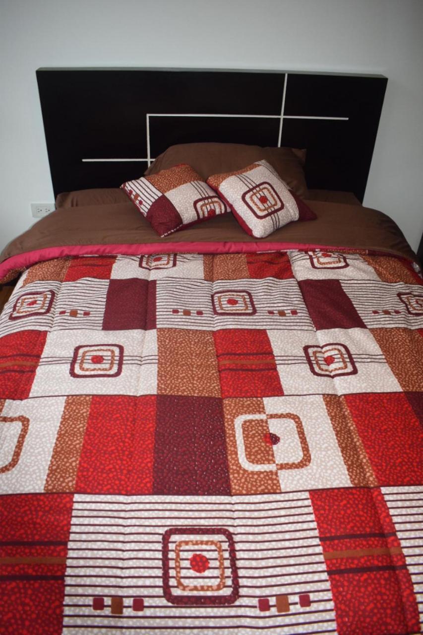 Deluxe Apartment Metroplaza Кито Экстерьер фото